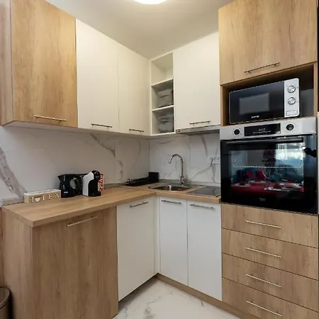 Apartament Pekovic Central-apartman Pama