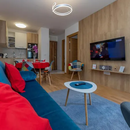 Pekovic Central-apartman Pama Apartament *