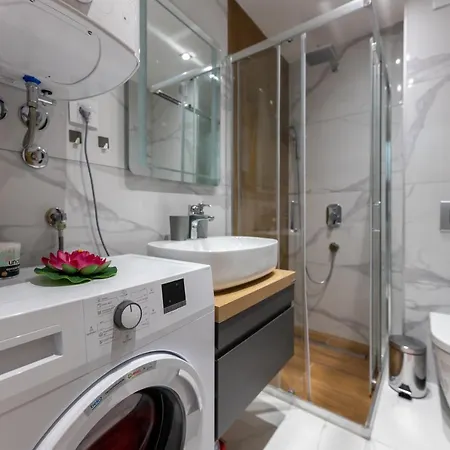 Apartament Pekovic Central-apartman Pama *