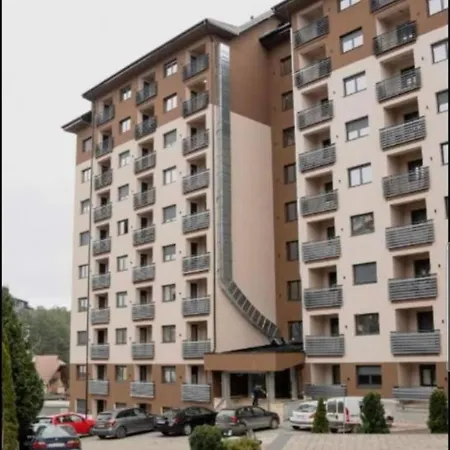 Pekovic Central-apartman Pama *